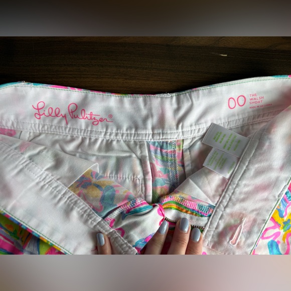 Lilly Pulitzer “The Walsh Short” - Picture 3 of 3